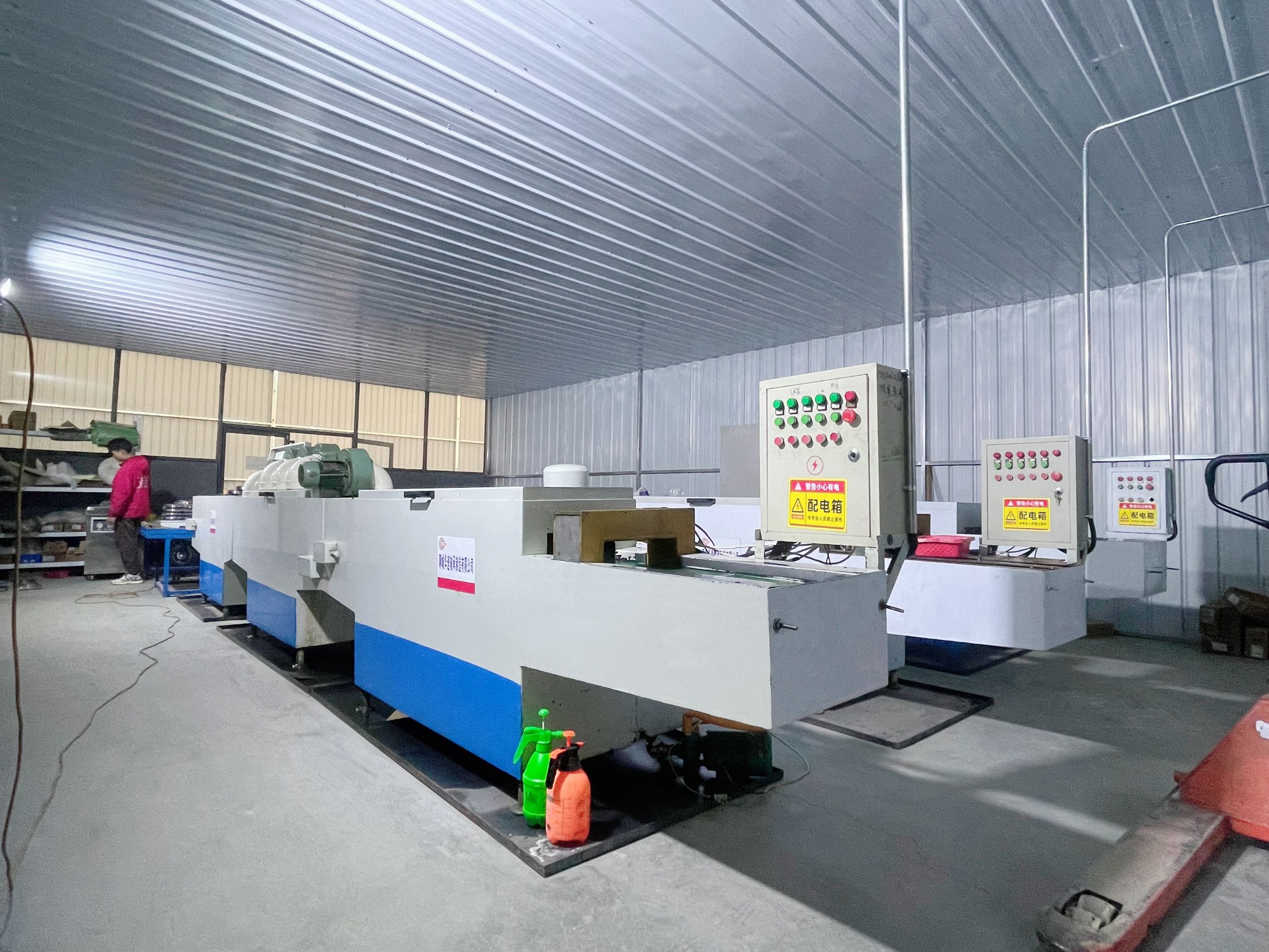 Qingdao Qingheng Bearing Co., Ltd Schoonmakende machine